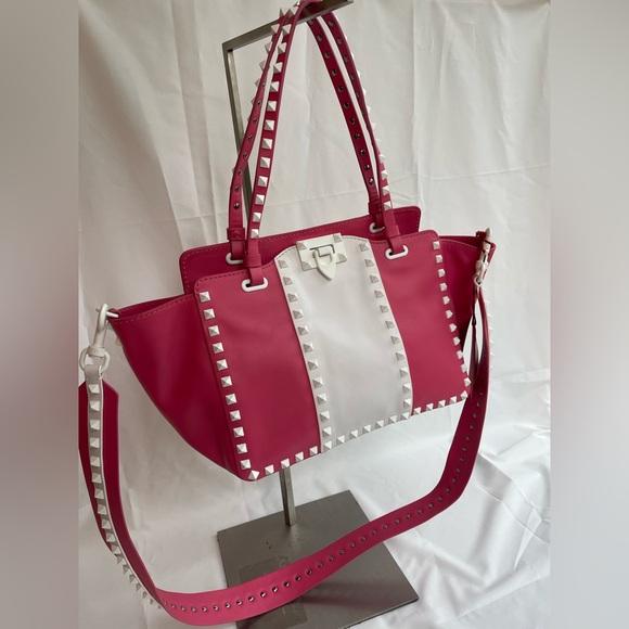$3250 Set of 2 Valentino Garavani  bag and wallet new with tag and dust bags - Picture 1 of 17